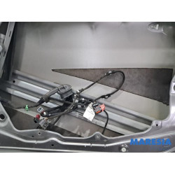 Alfa Romeo - Giulietta - Portier 4Deurs rechts-voor