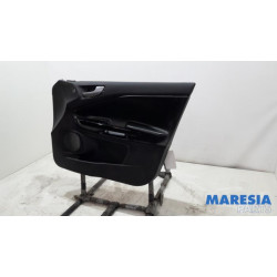 Alfa Romeo - Giulietta - Front door trim 4-door, right