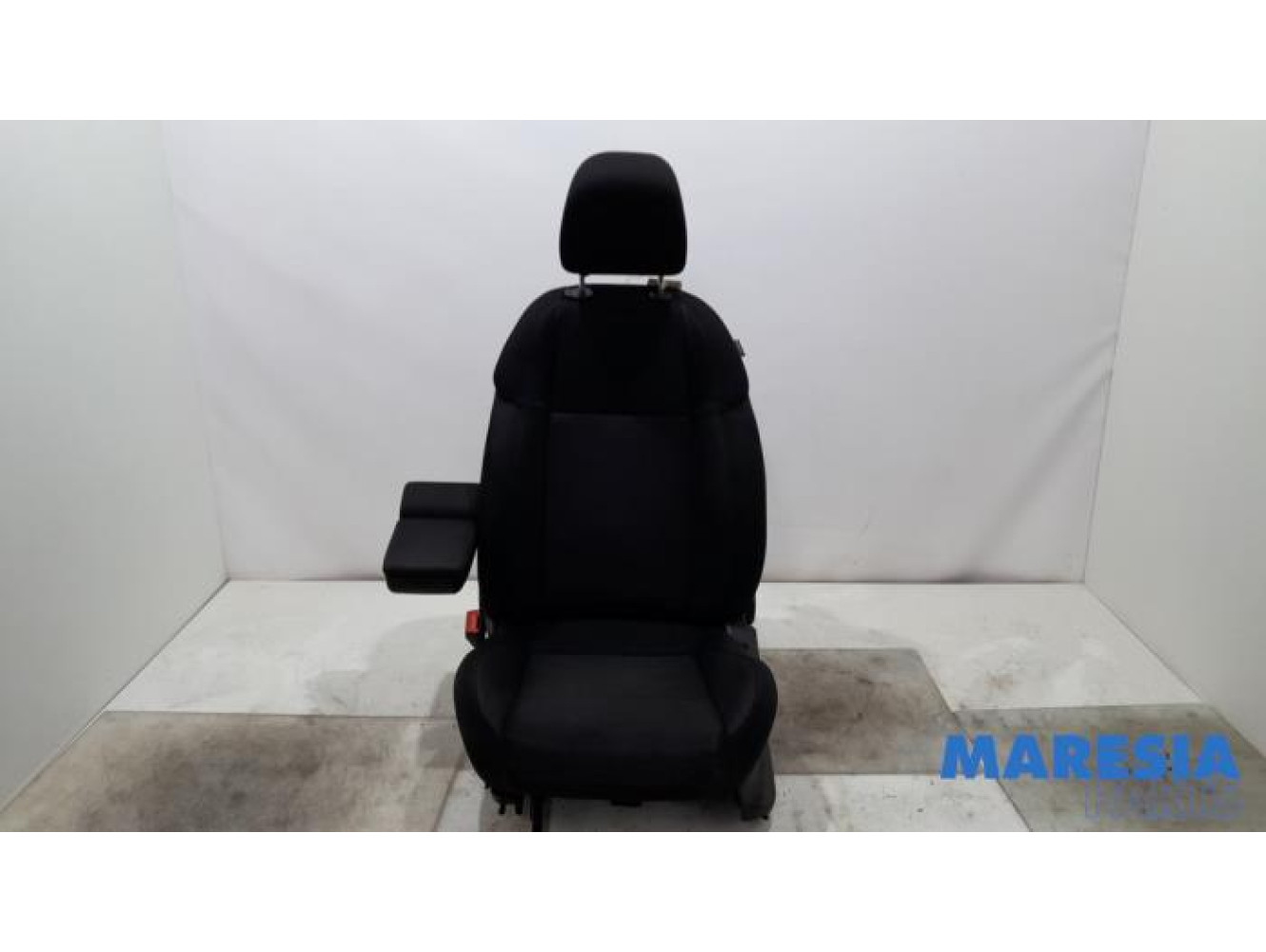 Alfa Romeo - Giulietta - Stoel links