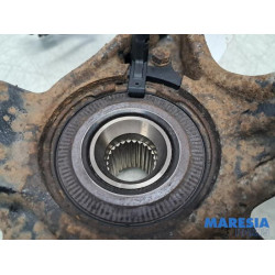 Peugeot - 5008 - Knuckle, front left