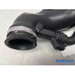 Peugeot - 5008 - Ansaugschlauch Luft