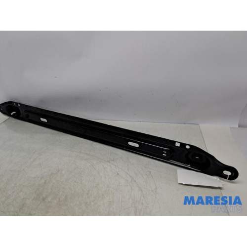 Peugeot - 5008 - Radiateurbalk