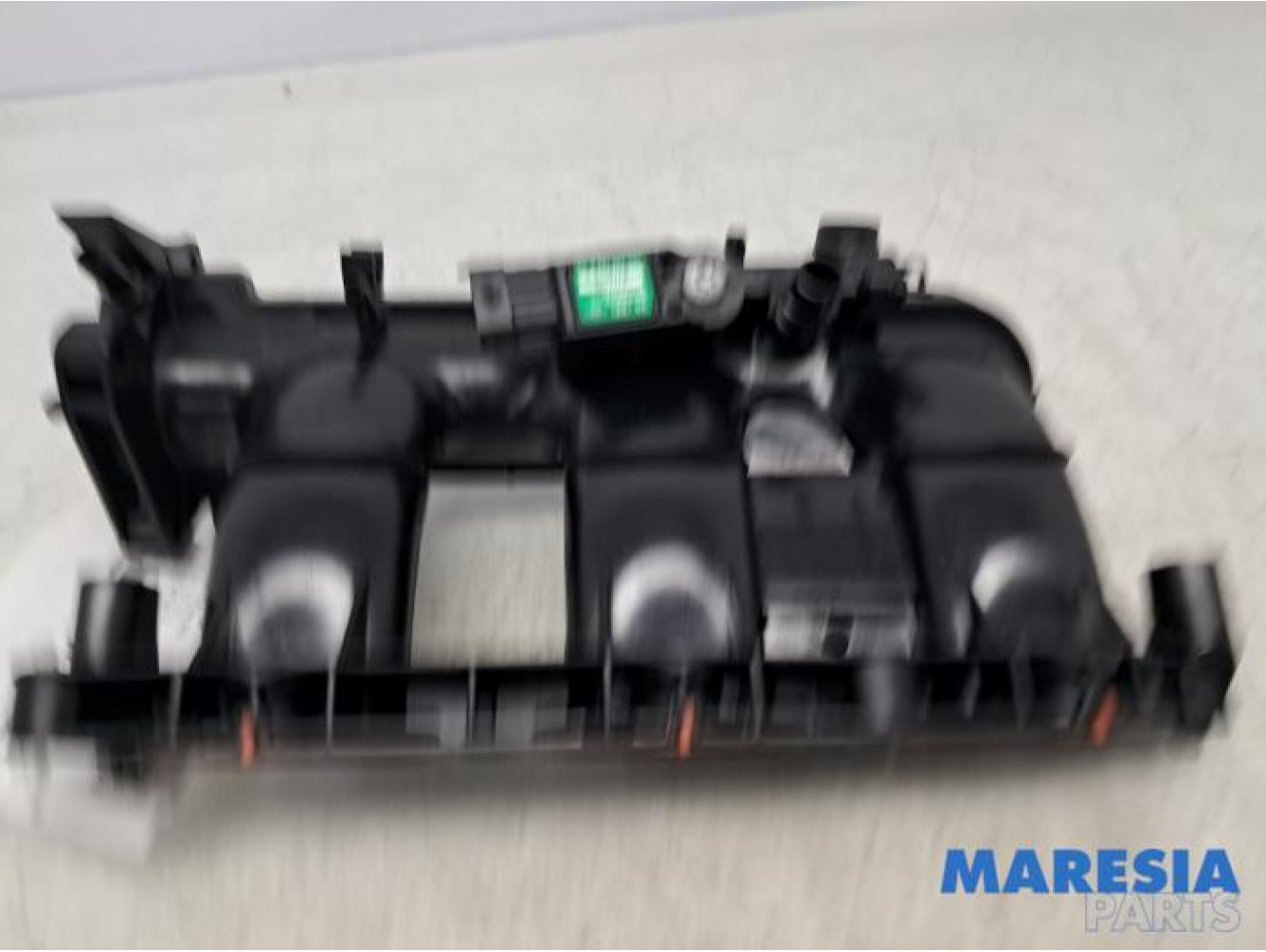 Renault - Clio - Tubulure d'admission