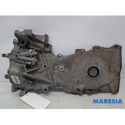 Renault - Clio - Couvercle de distribution