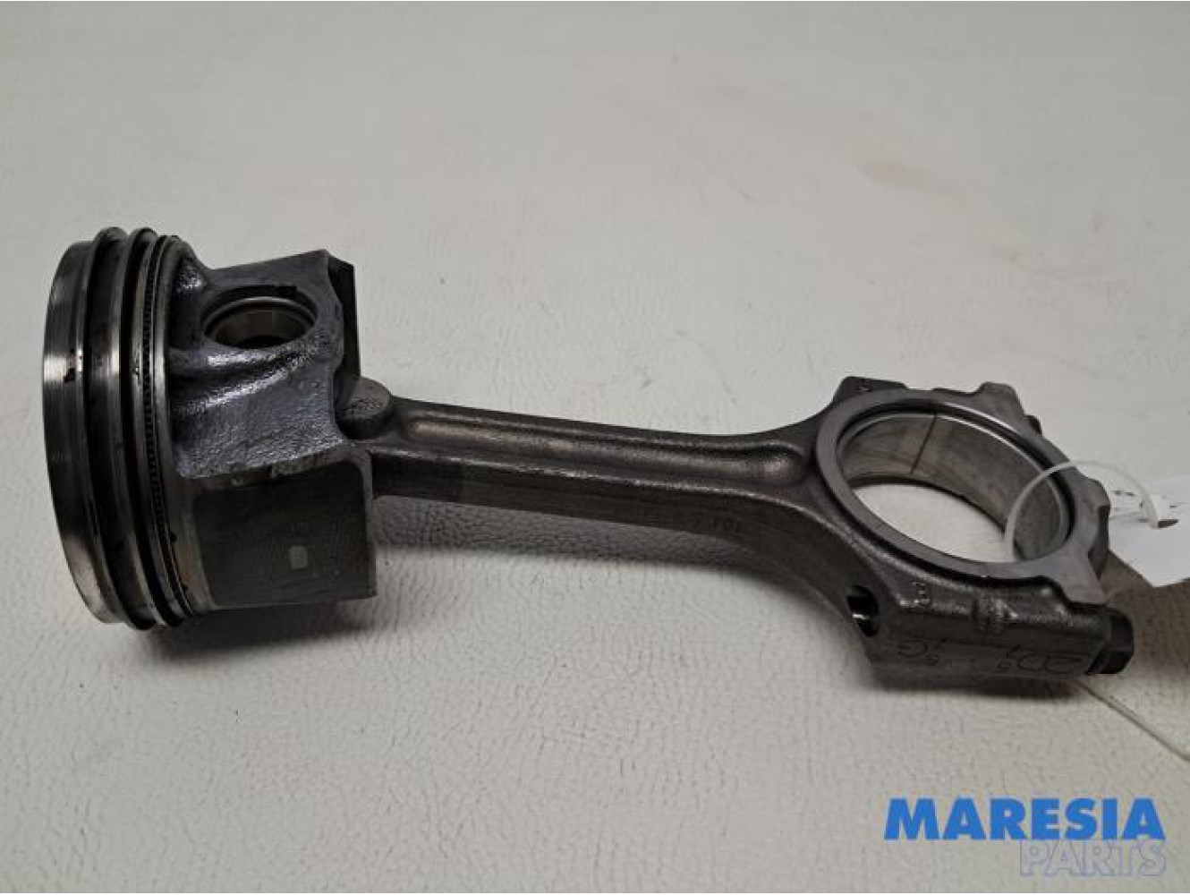 Renault - Clio - Connecting rod