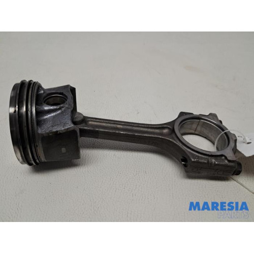 Renault - Clio - Bielle