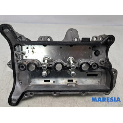 Renault - Clio - Rocker cover