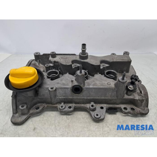 Renault - Clio - Rocker cover