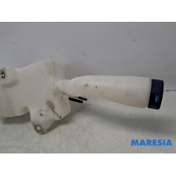 Fiat - 500 - Front windscreen washer reservoir