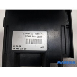 Peugeot - 5008 - Boîte à fusibles