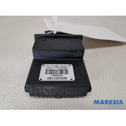 Peugeot - 5008 - Relais