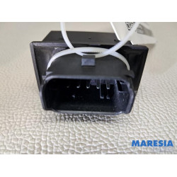 Peugeot - 5008 - Relais