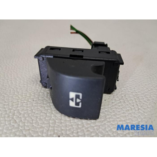 Peugeot - 5008 - Schuifdak schakelaar