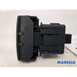 Peugeot - 5008 - Handrem schakelaar