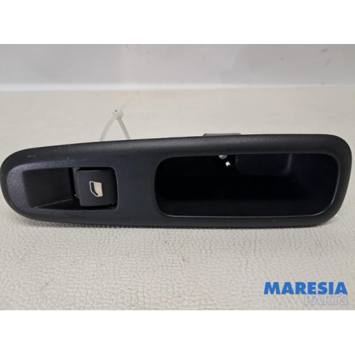 Peugeot - 5008 - Elektrisch Raam Schakelaar