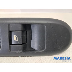 Peugeot - 5008 - Commutateur vitre électrique
