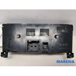 Peugeot - 5008 - Kachel Bedieningspaneel