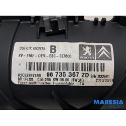 Peugeot - 5008 - Navigatie Display