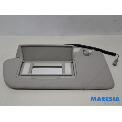 Peugeot - 5008 - Zonneklep