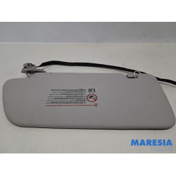 Peugeot - 5008 - Zonneklep