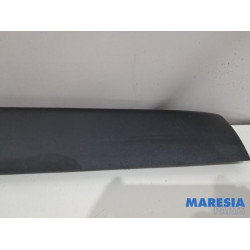 Peugeot - 3008 - Afdeklijst dorpel links