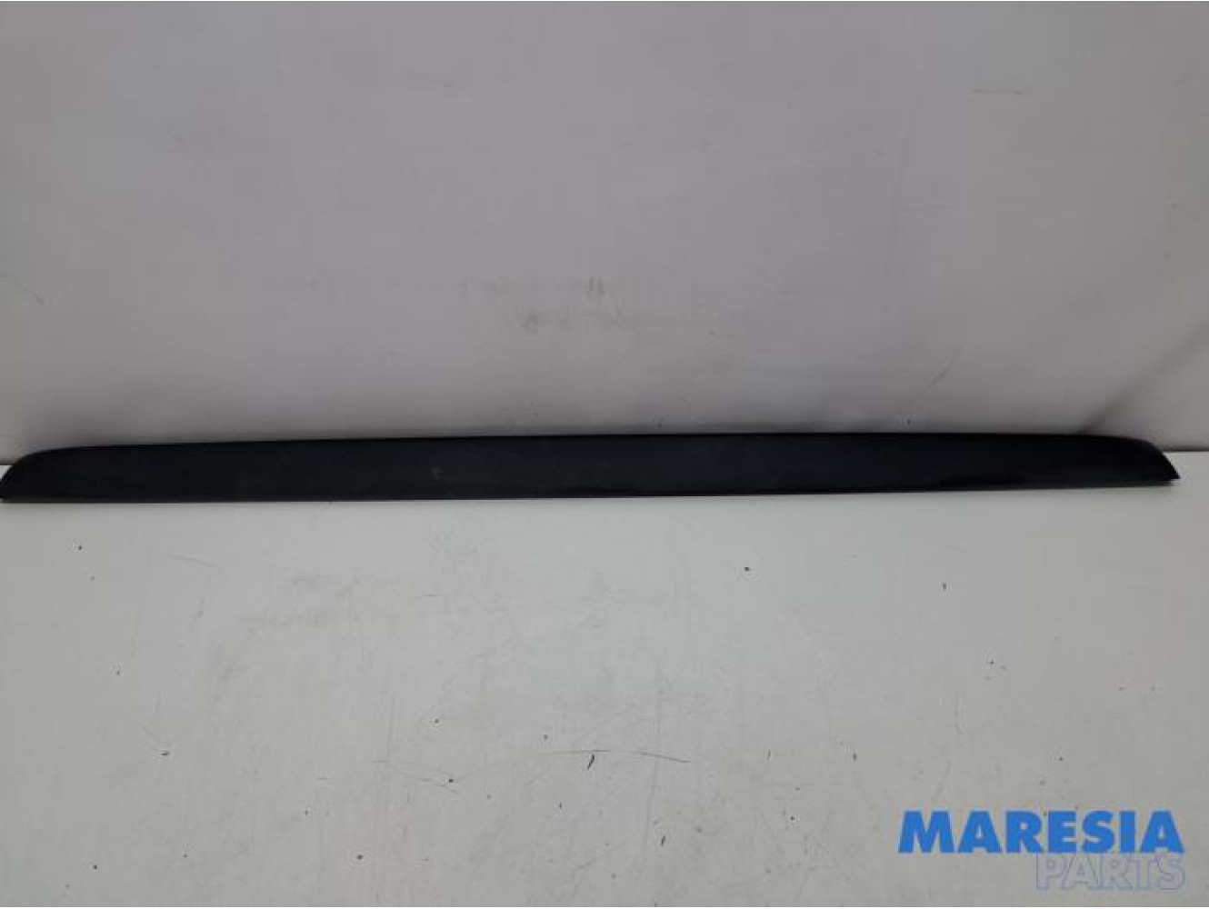 Peugeot - 3008 - Afdeklijst dorpel links