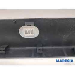 Peugeot - 3008 - Afdeklijst dorpel links