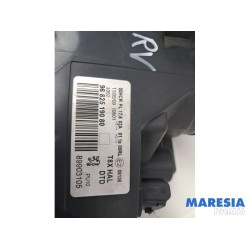 Peugeot - 3008 - Koplamp rechts