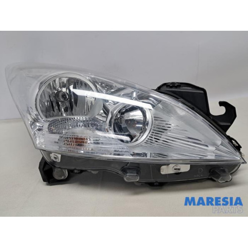 Peugeot - 3008 - Scheinwerfer rechts