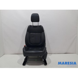 Peugeot - 3008 - Sitz links