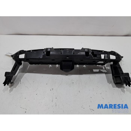 Peugeot - 3008 - Front part support