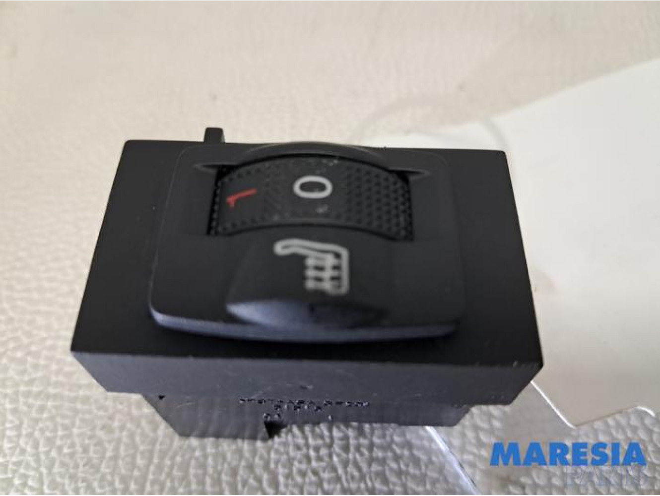 Peugeot - 308 - Stoelverwarmings Schakelaar