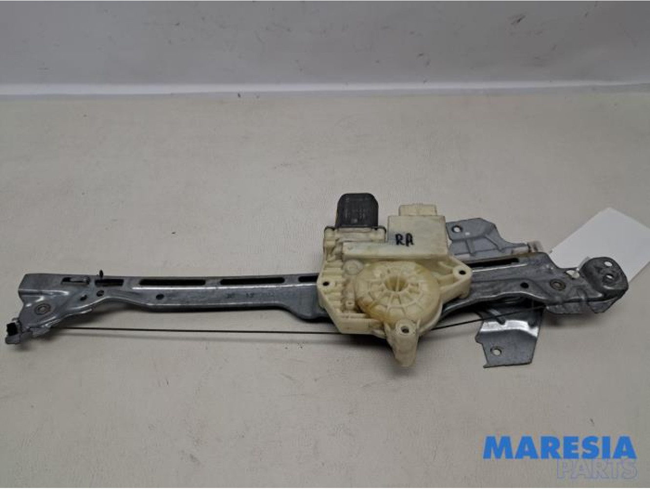 Peugeot - 308 - Mécanique vitre 4portes arrière droite