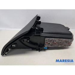 Alfa Romeo - Giulietta - Handschuhfach