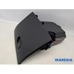 Alfa Romeo - Giulietta - Handschuhfach