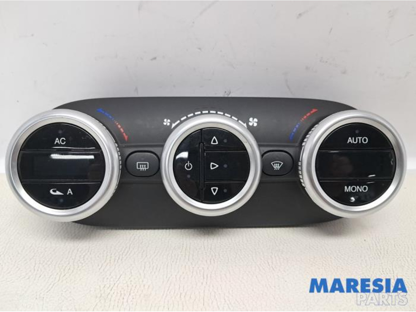 Alfa Romeo - Giulietta - Heater control panel