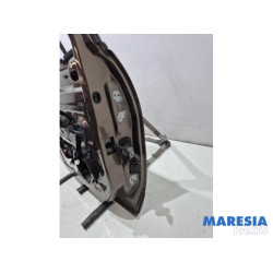 Renault - Captur - Portier 4Deurs links-voor