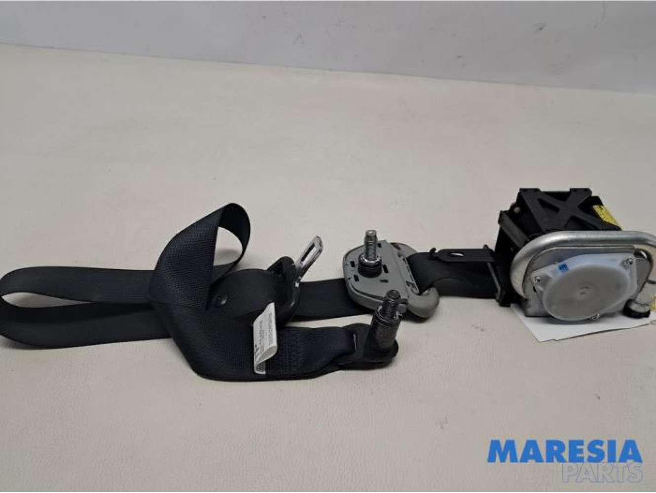 Citroen - C-Zero - Front seatbelt, right