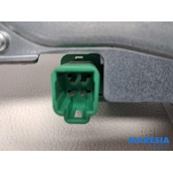 Citroen - C-Zero - Ruitenwissermotor achter