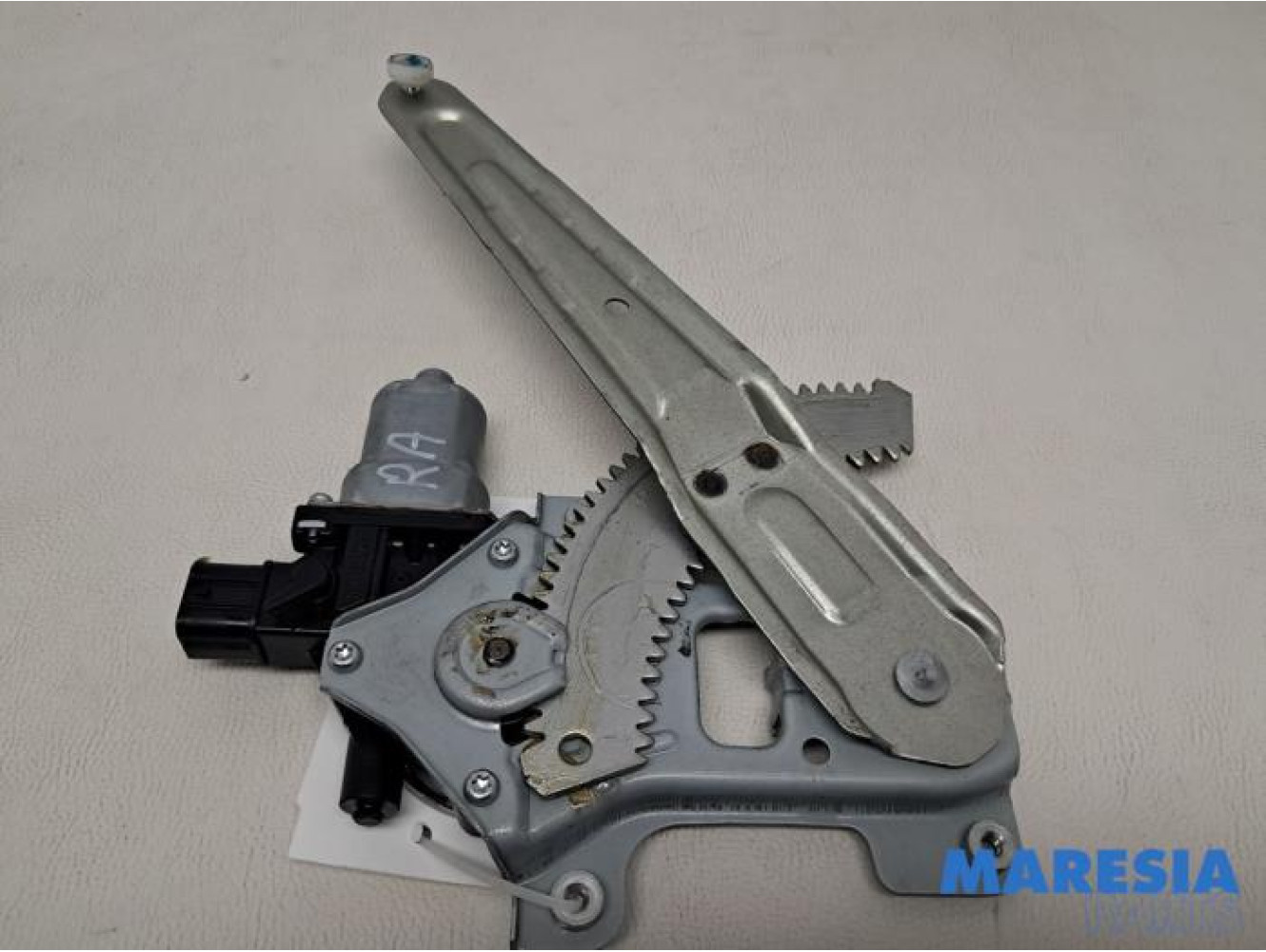 Citroen - C-Zero - Rear door window mechanism 4-door, right