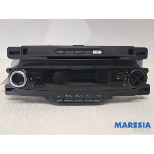 Alfa Romeo - Giulietta - Radio/Lecteur CD