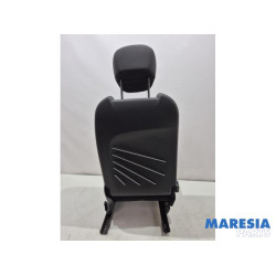 Renault - Captur - Stoel links