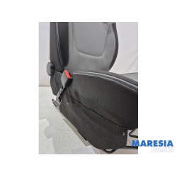 Renault - Captur - Stoel links