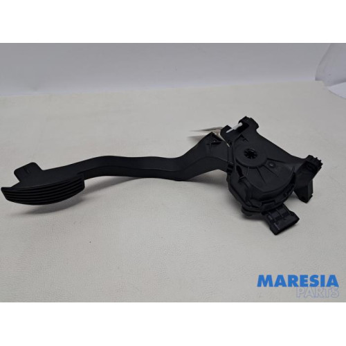 Alfa Romeo - Giulietta - Gaspedal