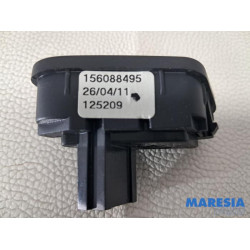 Alfa Romeo - Giulietta - AIH headlight switch