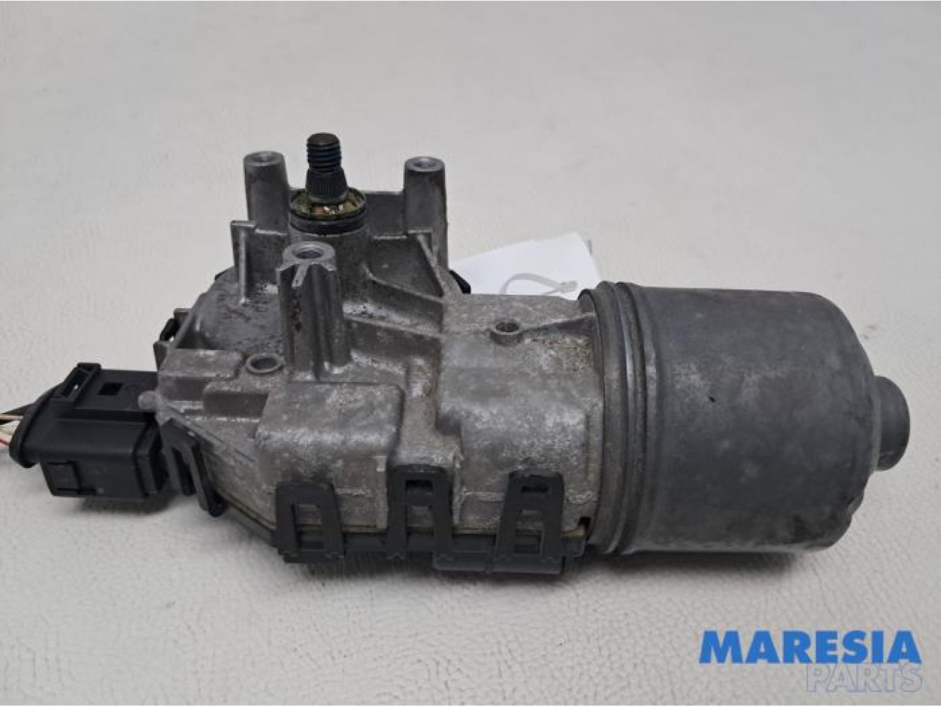 Alfa Romeo - Giulietta - Front wiper motor