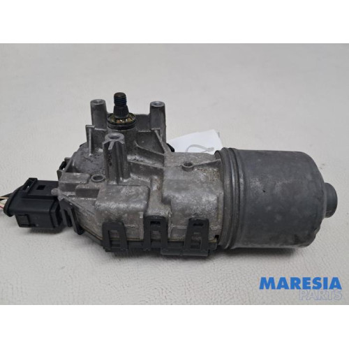 Alfa Romeo - Giulietta - Front wiper motor