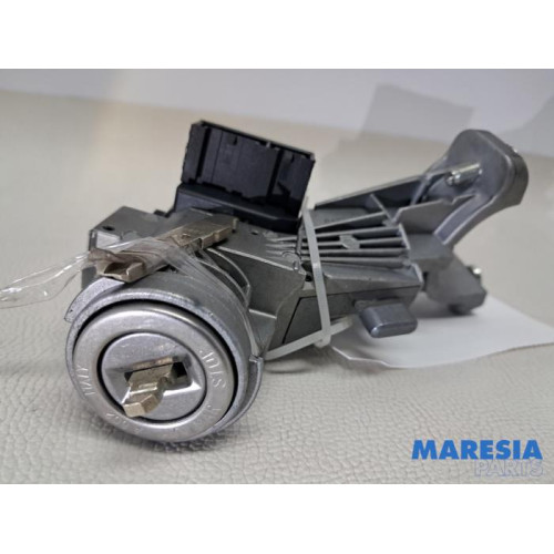 Alfa Romeo - Giulietta - Kontaktslot+Sleutel