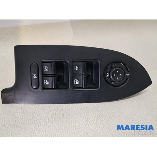 Alfa Romeo - Giulietta - Commutateur combi vitres