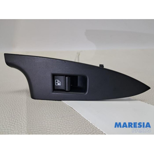 Alfa Romeo - Giulietta - Elektrisch Raam Schakelaar